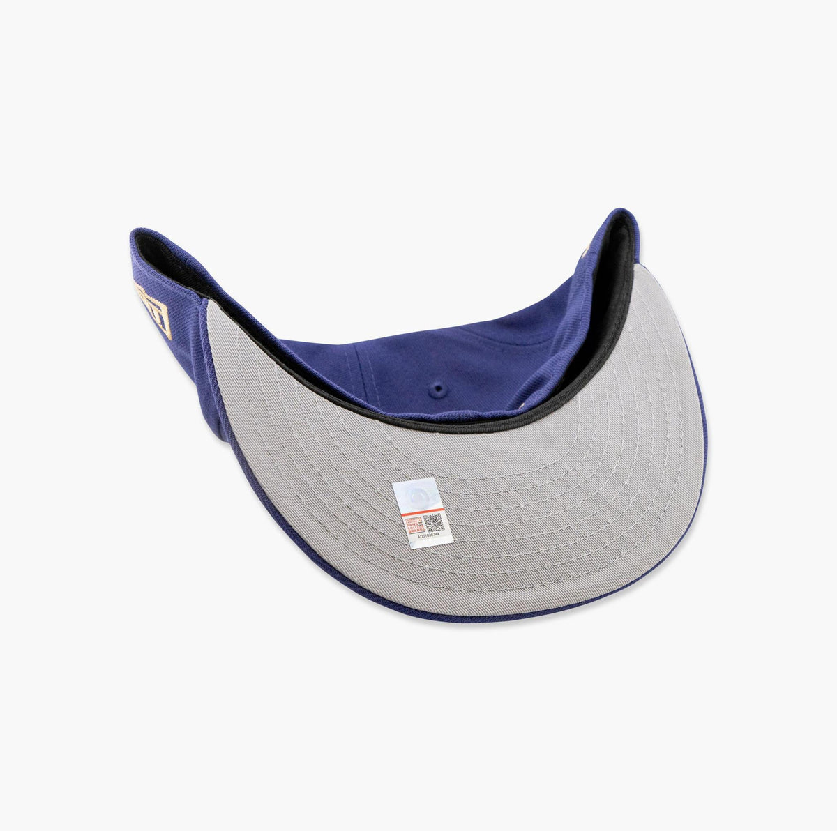 Washington Huskies Script Side Patch Fitted Hat