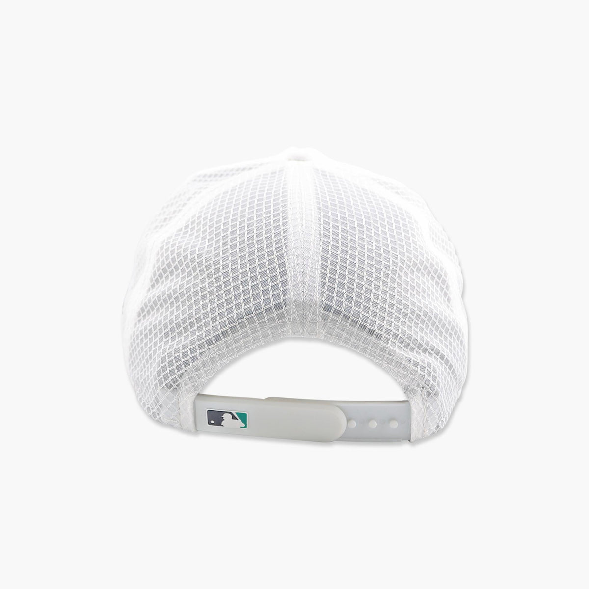 Seattle Mariners 2026 Batting Practice White Apex Trucker Hat